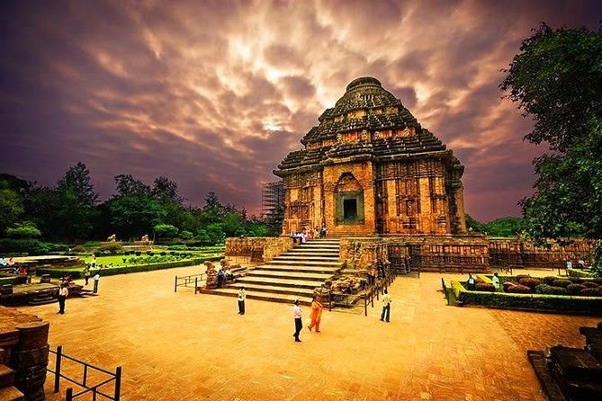 Taxi In Odisha for bhubaneswar konark puri tour