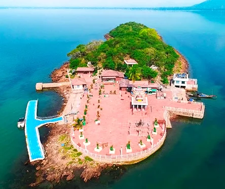 Odisha Family Tour package 19 Chilika Lake Family Dolphin Tour