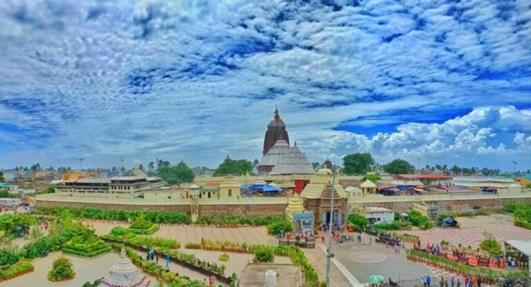 puri-jagannath-Temple-tour.jpg