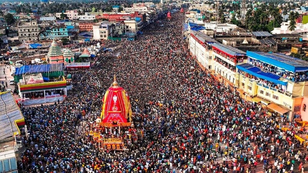 One-Day Bhubaneswar to Puri Rath Yatra Trip One-day spiritual tour from Bhubaneswar to Puri during Rath Yatra